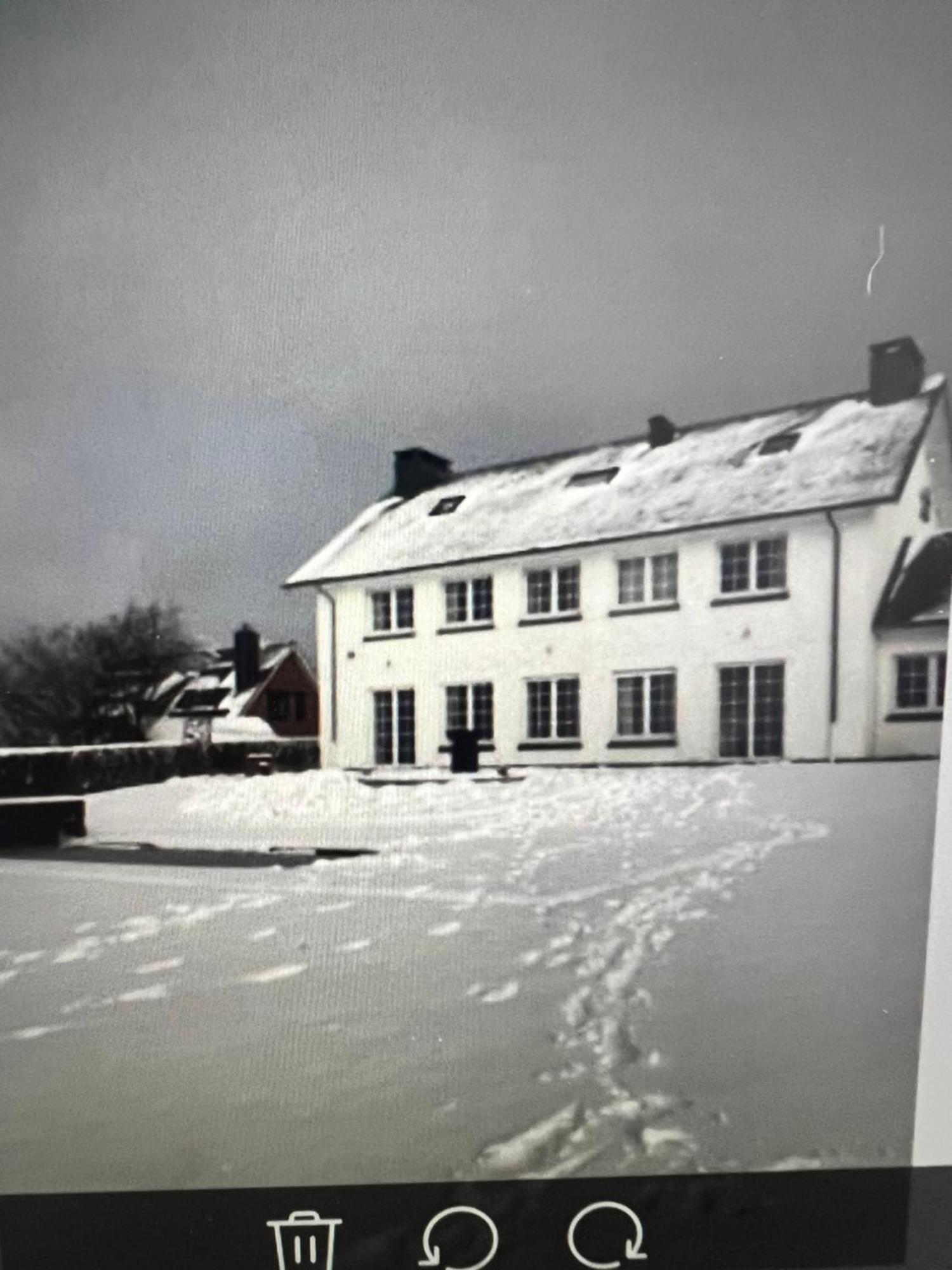 Oneux Village Ту Екстериор снимка